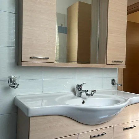 Odylia Sea View Apartment Nikiana